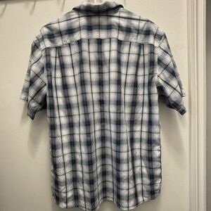 Men’s short sleeve shirt